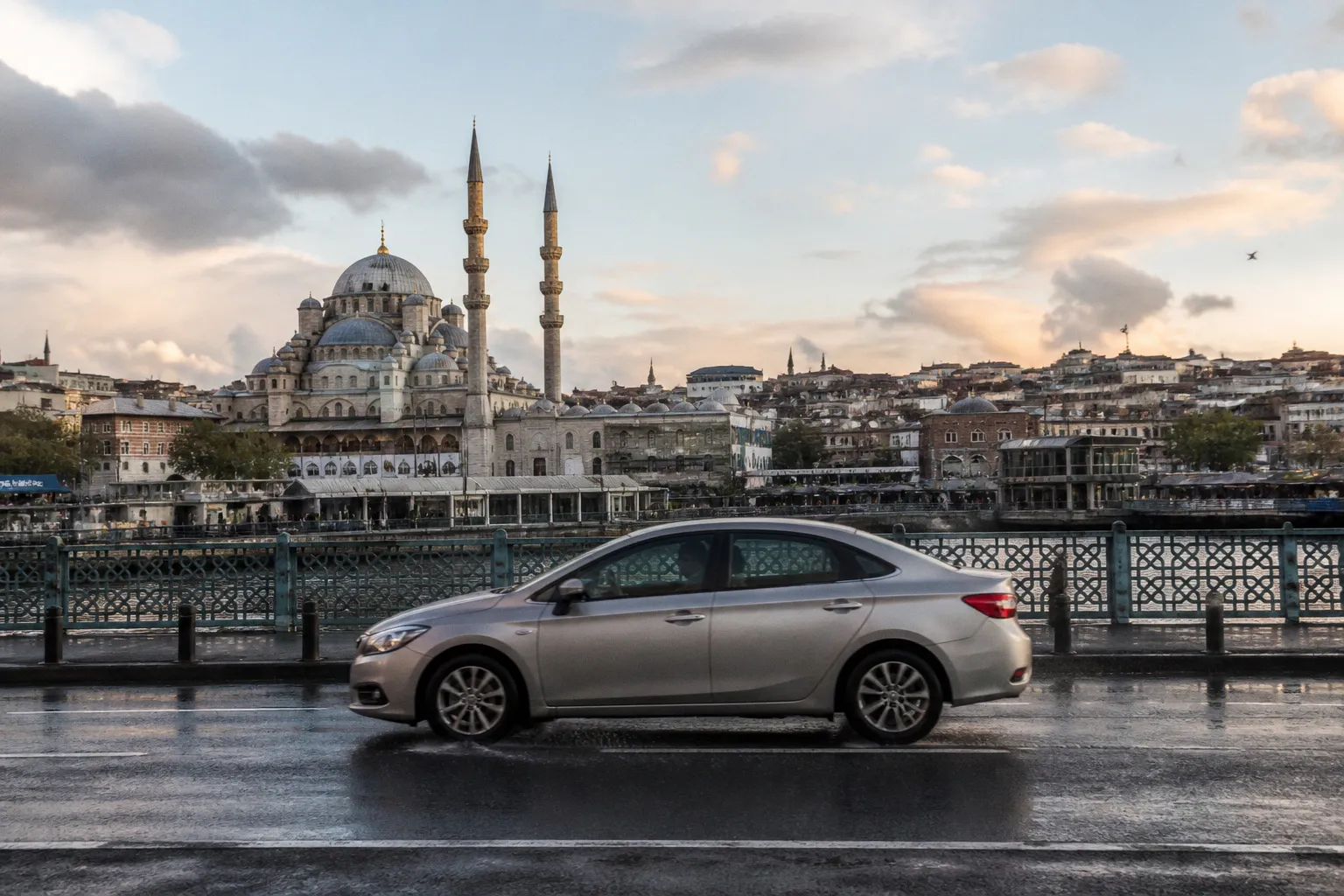 Mietwagen in Istanbul: Praktischer Ratgeber für die Metropole